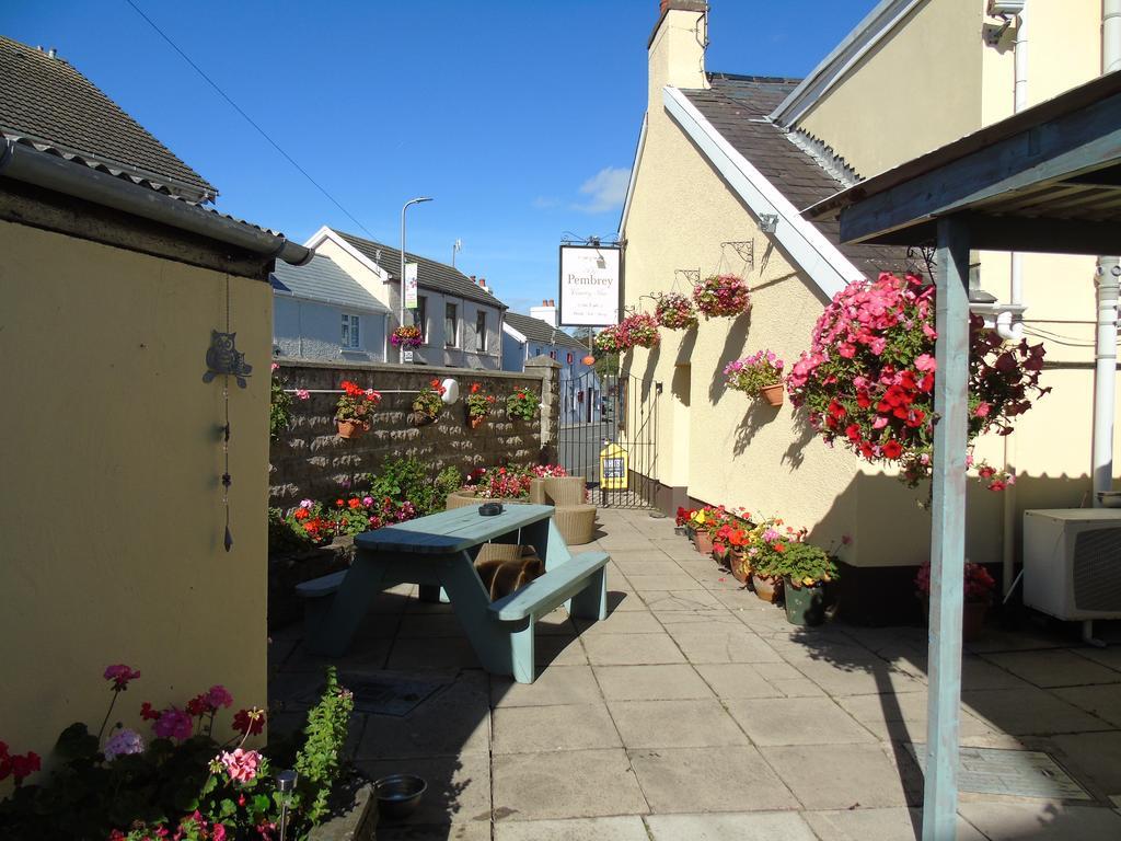 The Pembrey Country Inn Exterior photo
