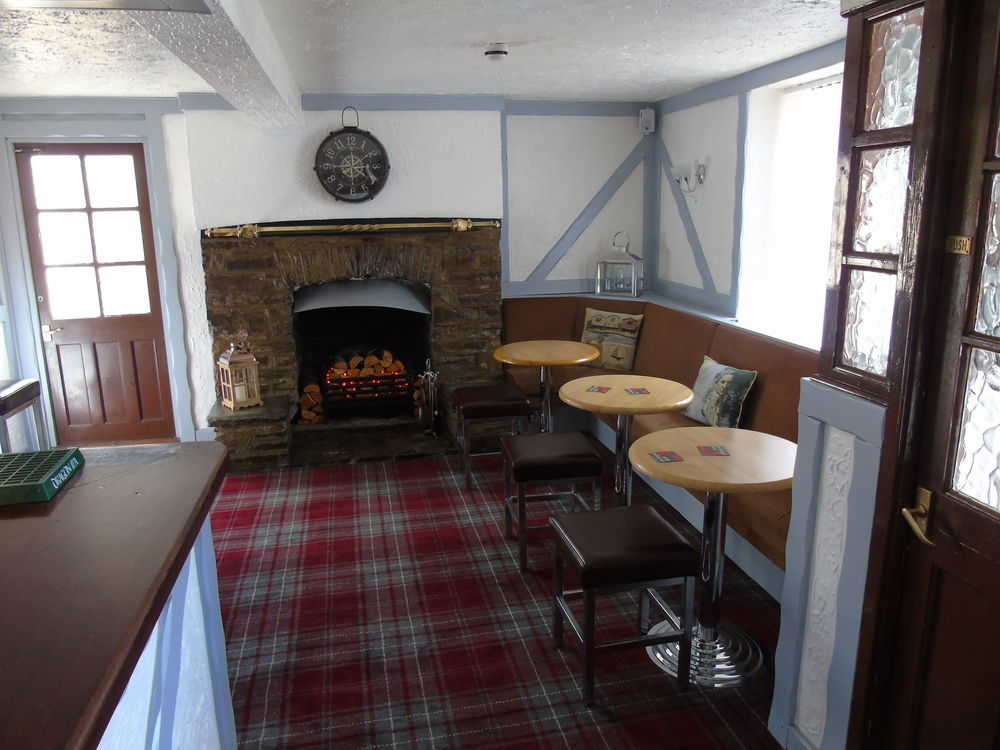 The Pembrey Country Inn Exterior photo